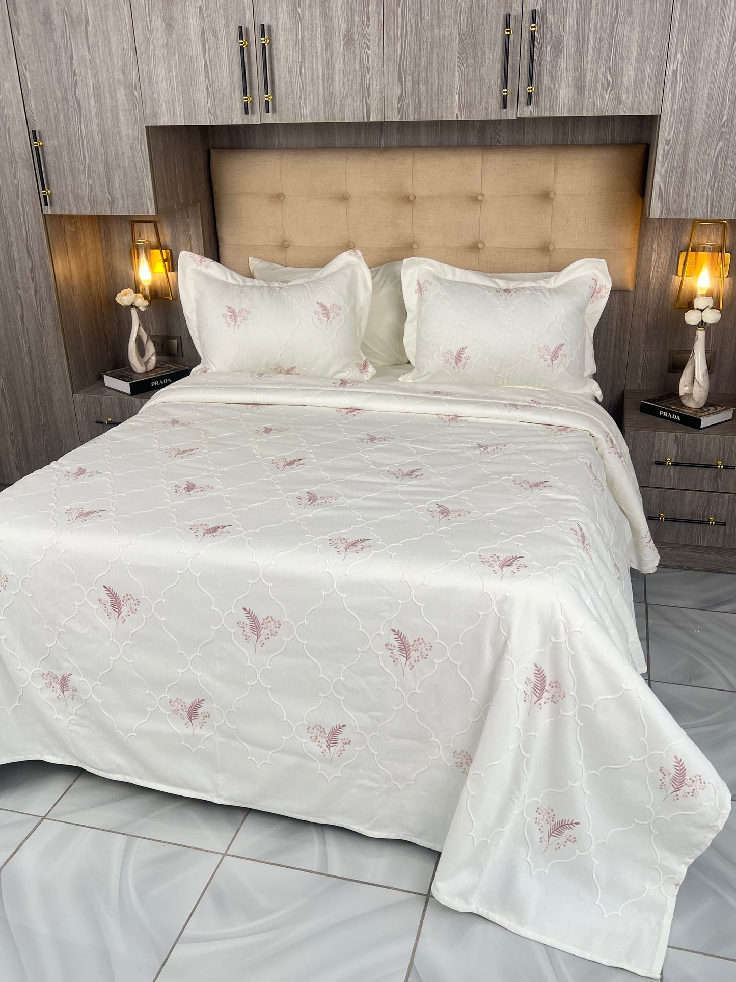 Couvre lit merla rose