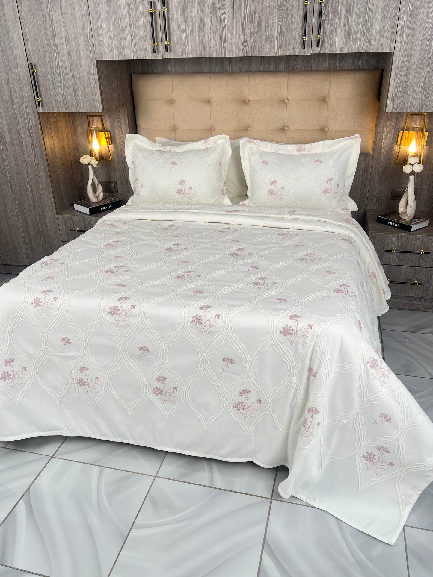 Couvre lit merla rose